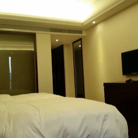 Phoenix Grand Hotel Fenghuang Exterior foto