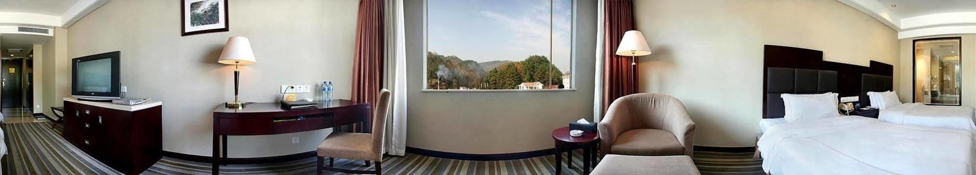 Phoenix Grand Hotel Fenghuang Exterior foto